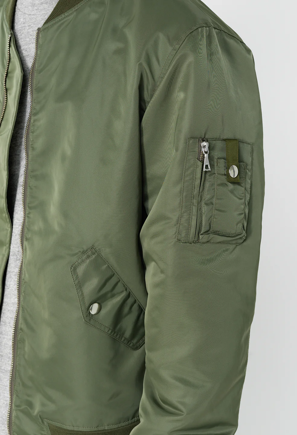 Bogota Bomber II / Olive - Image 6